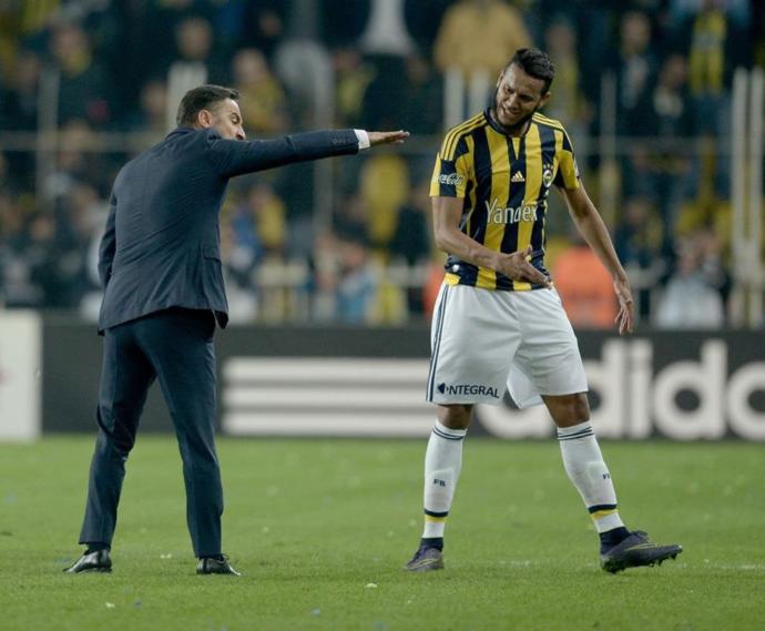 Kısa Boylu Erkek Olmanın Zorlukları!