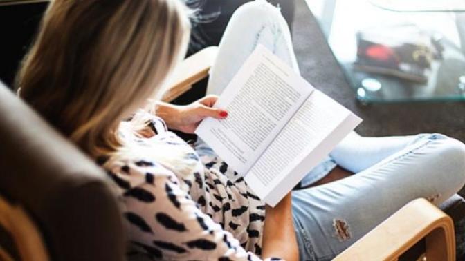 Sizi Kitapların Büyülü Dünyasına Götürecek 5 Efsanevi Kitap!