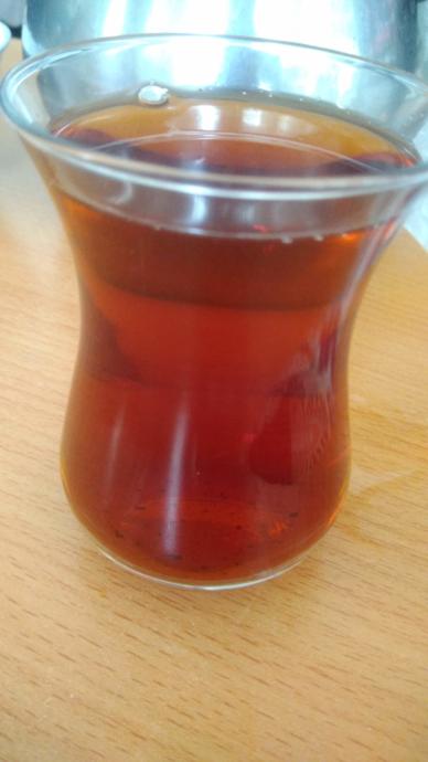 Demleme Çay Nasıl Olmalı: Kendi Usulümce Demleme Çay Yapıyorum