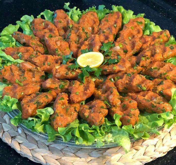 Beş Çaylarının En Güzel Lezzetlisi: Mercimek Köftesi Tarifi!
