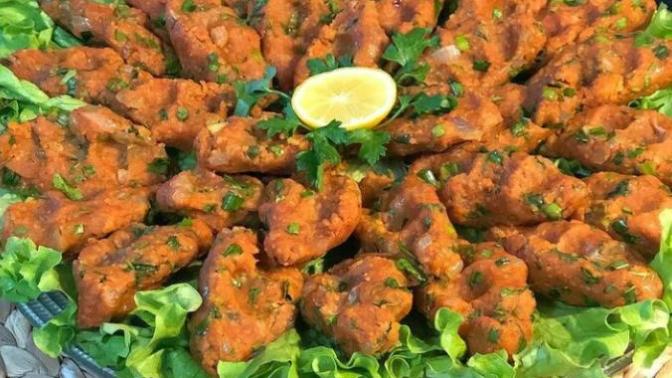 Beş Çaylarının En Güzel Lezzetlisi: Mercimek Köftesi Tarifi!