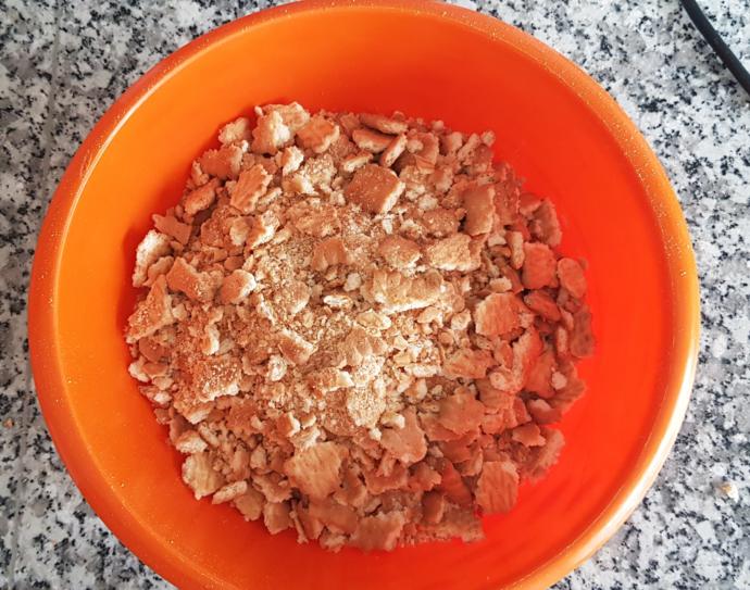 Çocukluğumuzdan Kalma, Nostaljik Ve Pratik Bir Tatlı: Mozaik Pasta Tarifi!