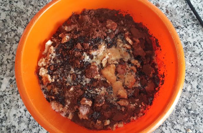 Çocukluğumuzdan Kalma, Nostaljik Ve Pratik Bir Tatlı: Mozaik Pasta Tarifi!