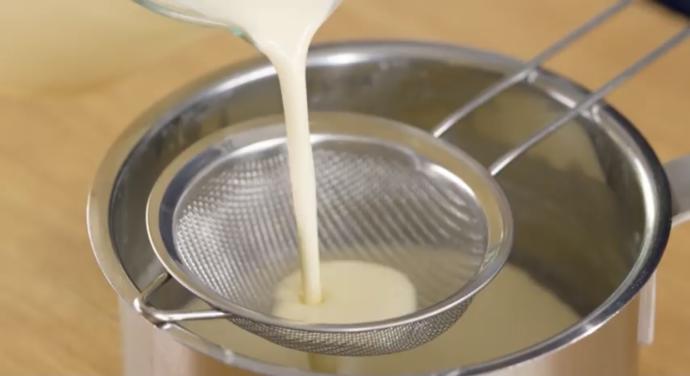 Bu Tatlıya Fransız Kalmayın! Fransa’nın Meşhur Creme Brulee Tatlısı Tarifi!