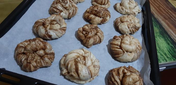 Çörek Severler Buraya! Çay Saatlerinin Vazgeçilmezi Haşhaşlı Çörek Yapıyorum!