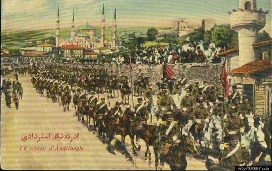 2. Balkan savaşı sonrasında Edirneyi geri alan Türk askeri geçit töreninde