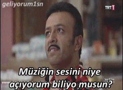 Biz eskiden duygularımızı müziği son ses açarak itiraf ederdik.