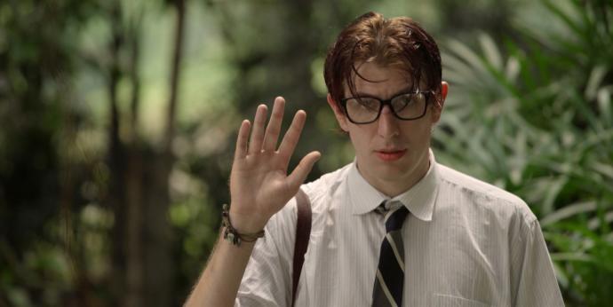 Annecik İzlemek İstiyor: Whos Watching Oliver