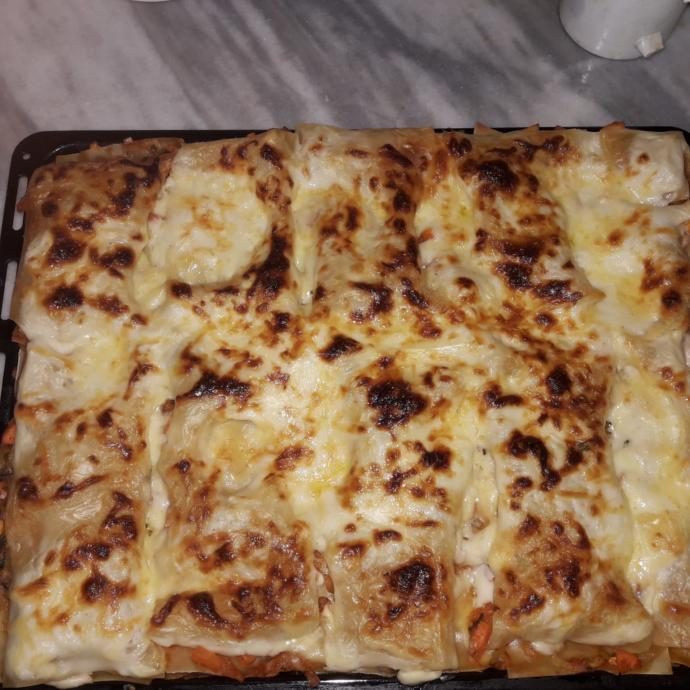 Biraz kötü çekmişim ama tahminen sizin de fırından çıkaracağınız böyle olacak :)