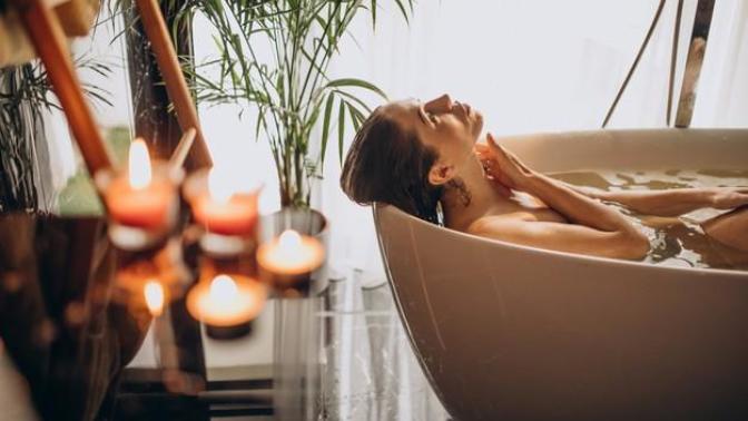 Duş Keyfinizi Arttıracak, Banyo Havasını Değiştirecek Tüyolar 🛀