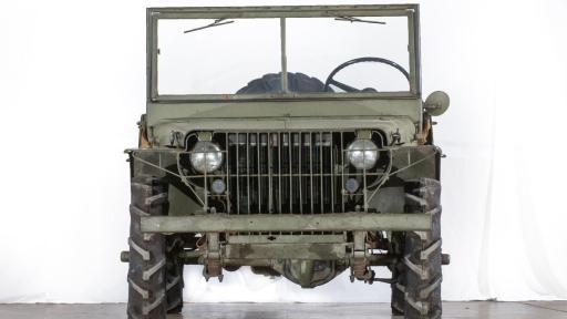 Ford Pygmy her yönüyle Jeep Willys aracının kopyası olduğunu belli ediyordu