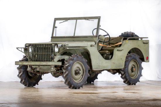Ford Pygmy görüntü olarak Jeep Willys ile aşırı benzerliği olan bir arabaydı