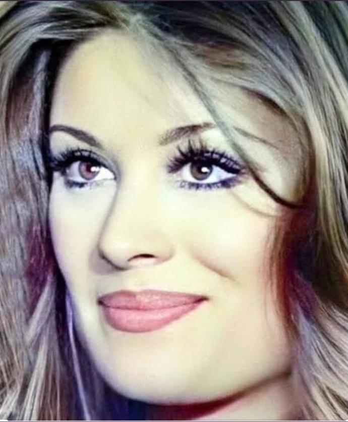 Bana Göre Güzelliği Abartılmış 14 Türk Ünlü Kadın!