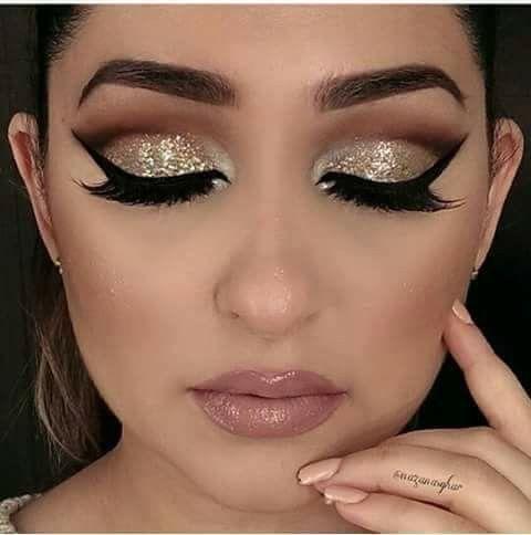 Erkeklerin Kadınlarda Görmekten Nefret Ettiği 10 Moda Trendi!