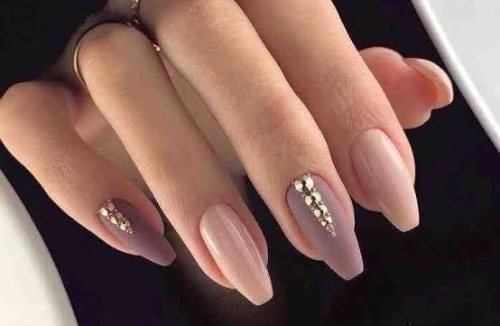Başlangıç Düzeyinde Nail Art (Tırnak Sanatı) Öğrenmeye Ne Dersiniz? O Zaman Başlayalım!
