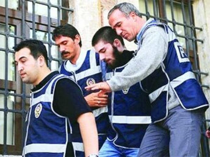 Kadın Cinayetlerinin Karanlık İsmi: Cem Garipoğlunun İntihar Etmek Yerine Kaçırıldığına Dair Şüphe Uyandıran Bulgular