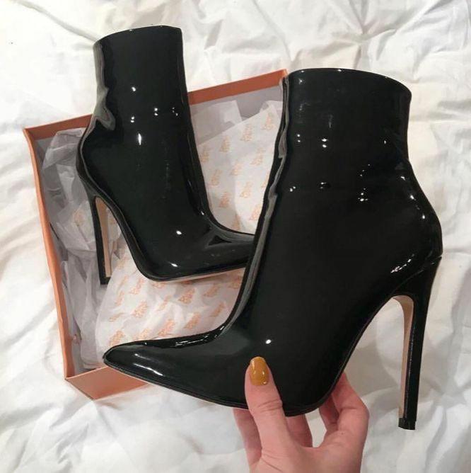 Kadınları Oldukça Seksi Gösteren Çizme Modelleri👠💃