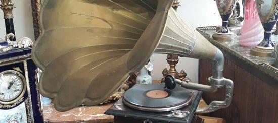 Gramofon cihazı