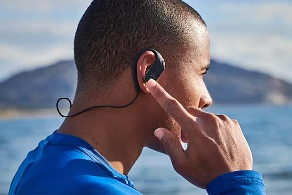 JBL Endurance kulakta duruşu