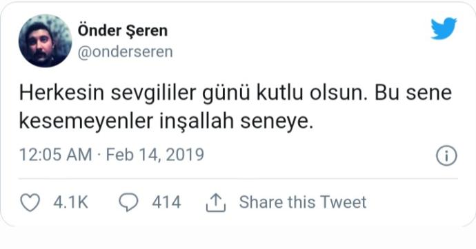 14 Şubat Sevgililer Gününde Yalnız Olan Kişilerin İsyan Niteliğinde Birbirinden Komik Atıfları!