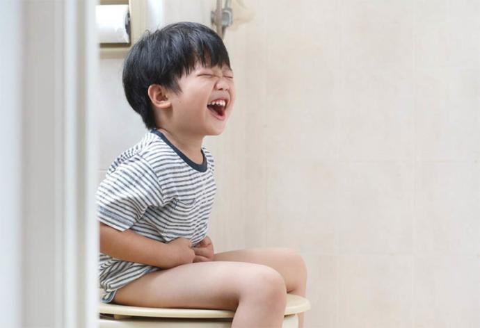 Çocuk Neden Tuvalete Çıkmayı Reddeder? Tuvalet Eğitiminde Dikkat Edilmesi Gerekenler
