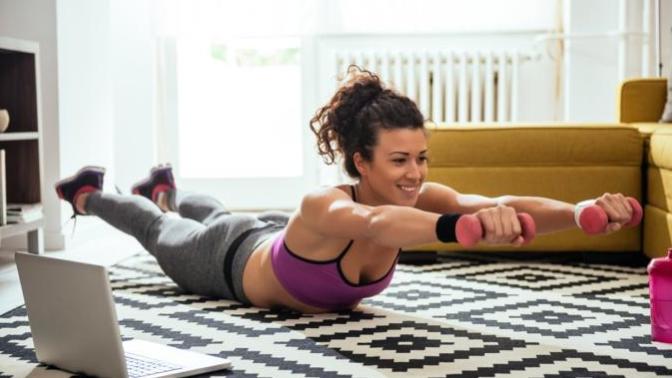 Evde İlk Kez Spor Yapacaklar Buraya! Evde Spor Yapmak İçin Sahip Olmanız Gereken Ekipmanlar