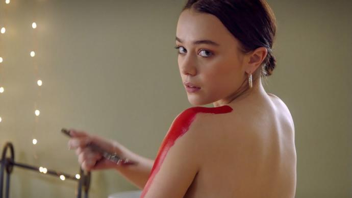 Bir Genç Kızın Model Olma Yolunda Yaşadığı Tuzak: Trapped Model