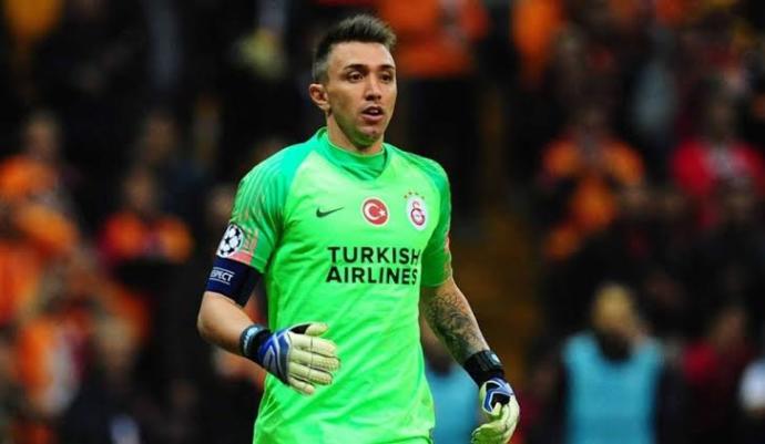 Yakın Tarihte Süper Lig Taraftarların Sevmiş Olduğu 5 Kaleci!