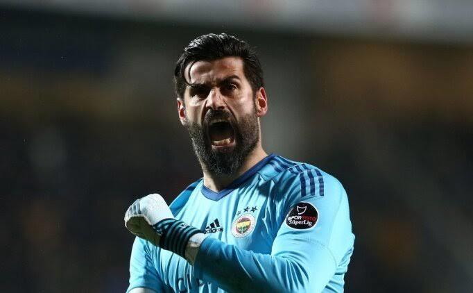 Yakın Tarihte Süper Lig Taraftarların Sevmiş Olduğu 5 Kaleci!