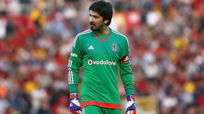 Yakın Tarihte Süper Lig Taraftarların Sevmiş Olduğu 5 Kaleci!