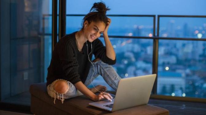 Başımızın Belası: Online Dersler! Odaklanma Sorununa İlaç Gibi Gelecek 6 Öneri