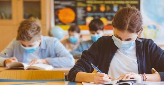 Pandemi Döneminde Yeni Düzene Göre Okula Uyum Süreci ve Sınav Stresi