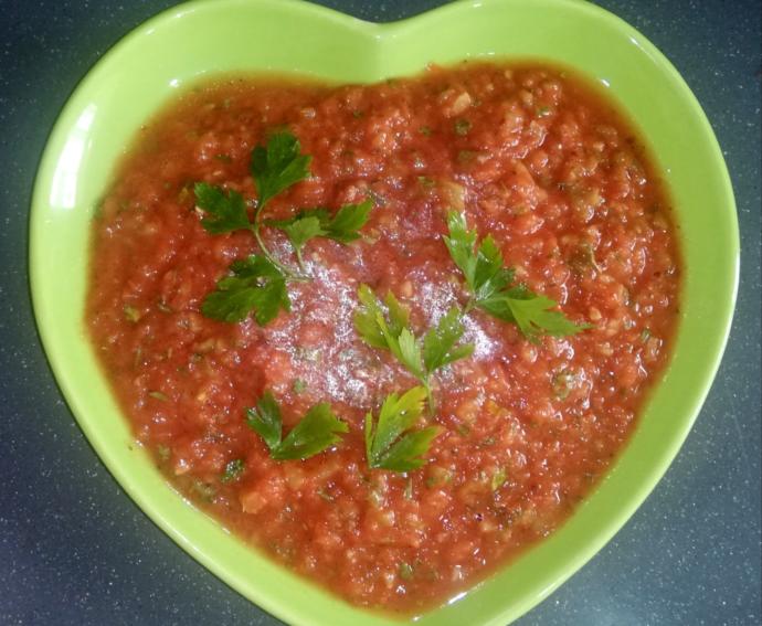 Görsel bana aittir. Acılı Ezme tarifi