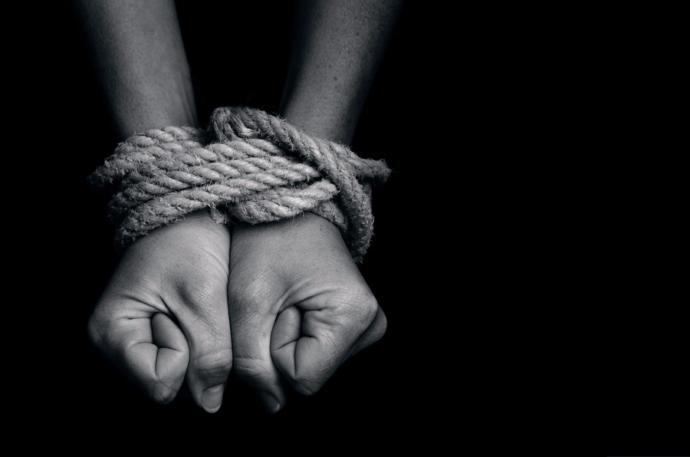 Seksin Değil Kuralların Etrafında Dönen Bir Dünya: BDSM Perdesini Aralıyoruz-Sahne 2