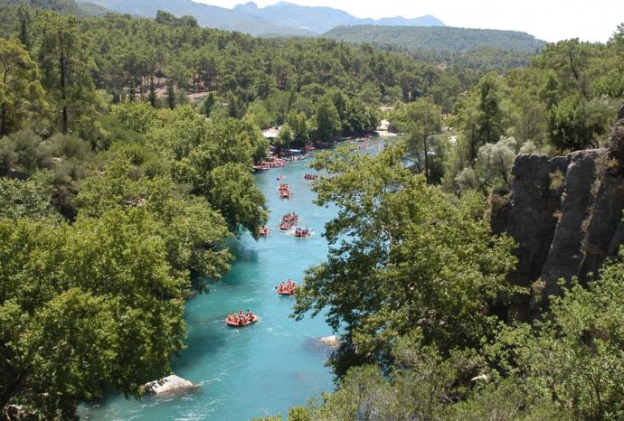 Hayatımda Heyecan Yok Diyenlere: Türkiyenin En Güzel Rafting Noktaları