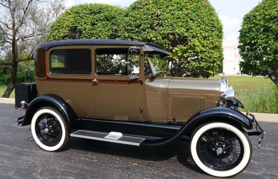 Ford A 2 kapılı sedan modeli