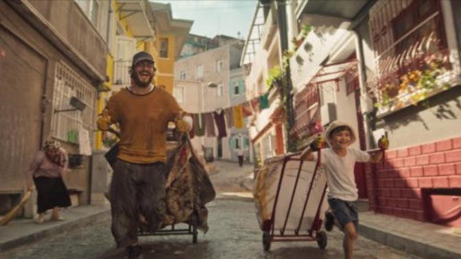Kağıttan Hayatlar Filmi Ağlattı...