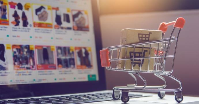 Online Alışverişten Vazgeçemeyenler Buraya! Alışveriş Yaparken Dikkat Ettiklerim