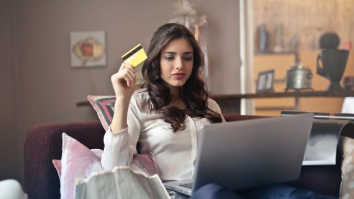 Online Alışverişten Vazgeçemeyenler Buraya! Alışveriş Yaparken Dikkat Ettiklerim