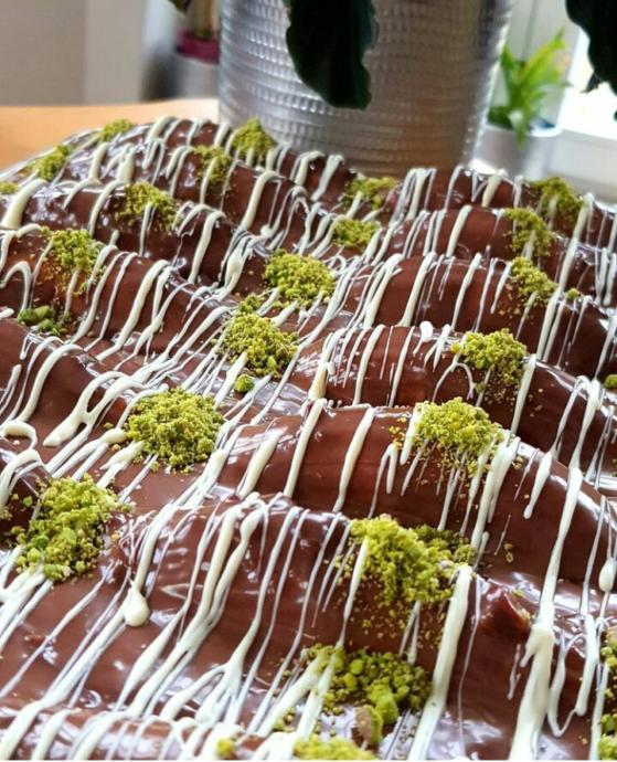 Midenizde Kelebekler Uçmasına, Gözlerinizden Kalpler Fışkırmasına Sebep Olacak Efsane Tatlı: Malaga Pasta