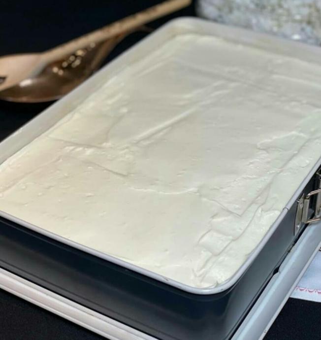 Midenizde Kelebekler Uçmasına, Gözlerinizden Kalpler Fışkırmasına Sebep Olacak Efsane Tatlı: Malaga Pasta