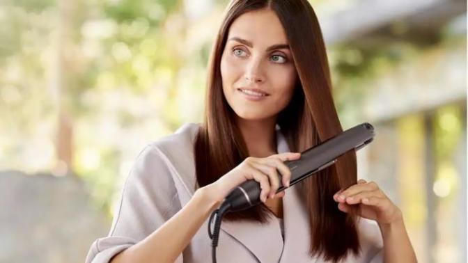 Yeni Aldığım Düzleştirici Deneyimim: Philips Vivid Ends Care Saç Düzleştiricisi!