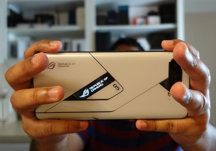 Dünyanın En Güçlü Cep Telefonu Asus ROG Phone 5 Ultimate İle Tanışın