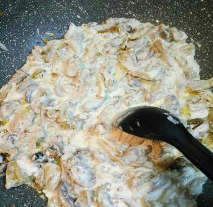 Lokum Kıvamında Adaçaylı Mantar Soslu Bonfile Tarifi