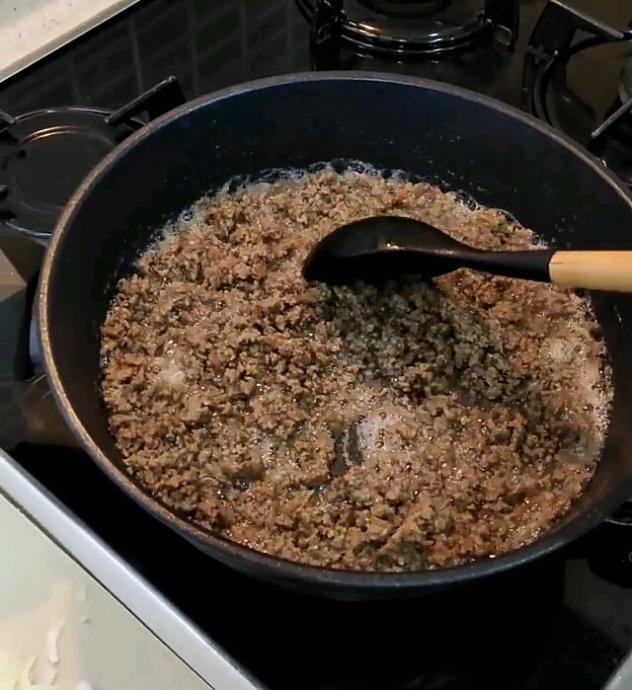Kıymalı Su Böreği Tadında Bolonez Soslu Lazanya