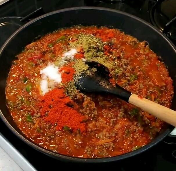 Kıymalı Su Böreği Tadında Bolonez Soslu Lazanya