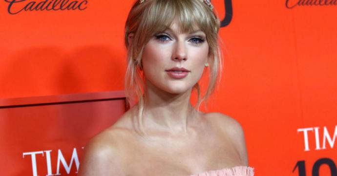 Taylor Swift Neden Eski Albümlerini Yeniden Çıkarıyor?