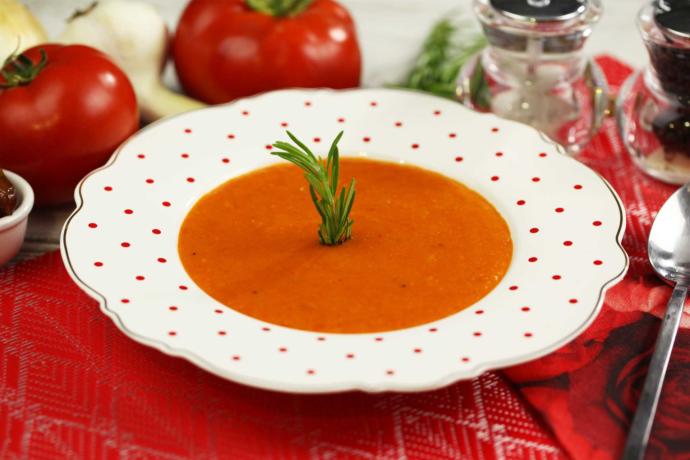 domates çorbası