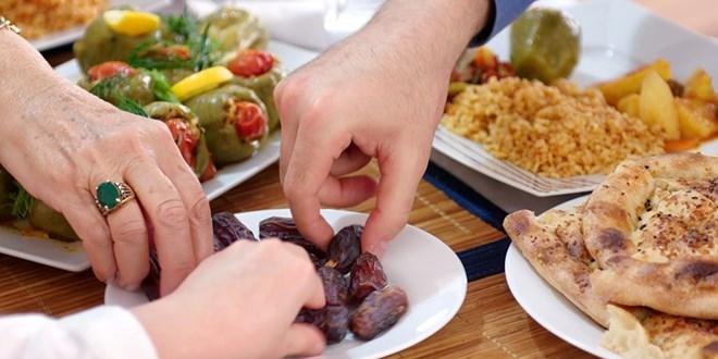 Birçok Kişinin Merak Ettiği Konu: Koronavirüs Olan ve Atlatan Kişilerin Oruç Tutmaları Sağlık Açısından Doğru mudur?