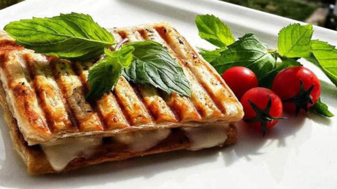 Milföy tost